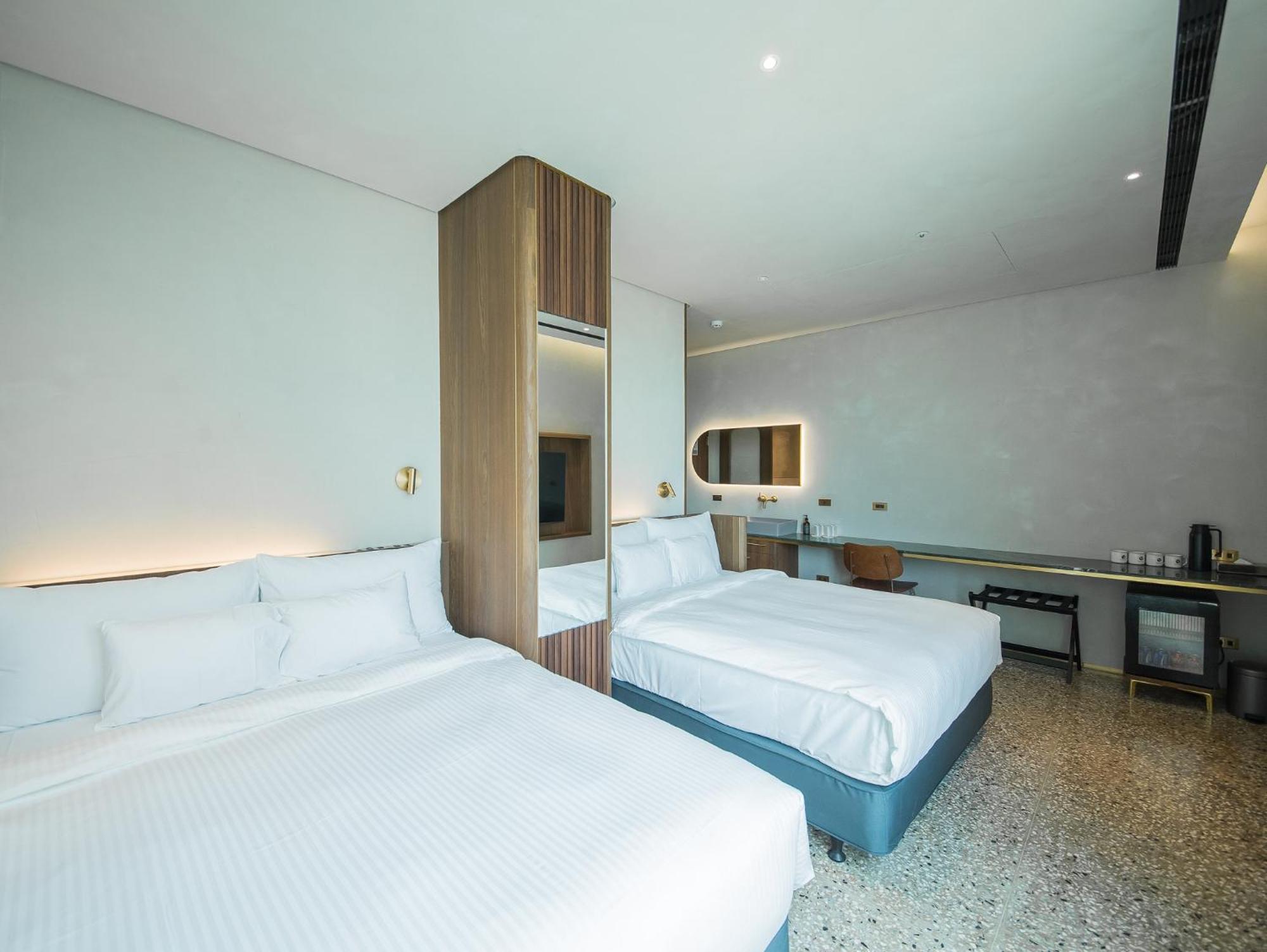 Papoa Harbor Hotel 高雄市 エクステリア 写真