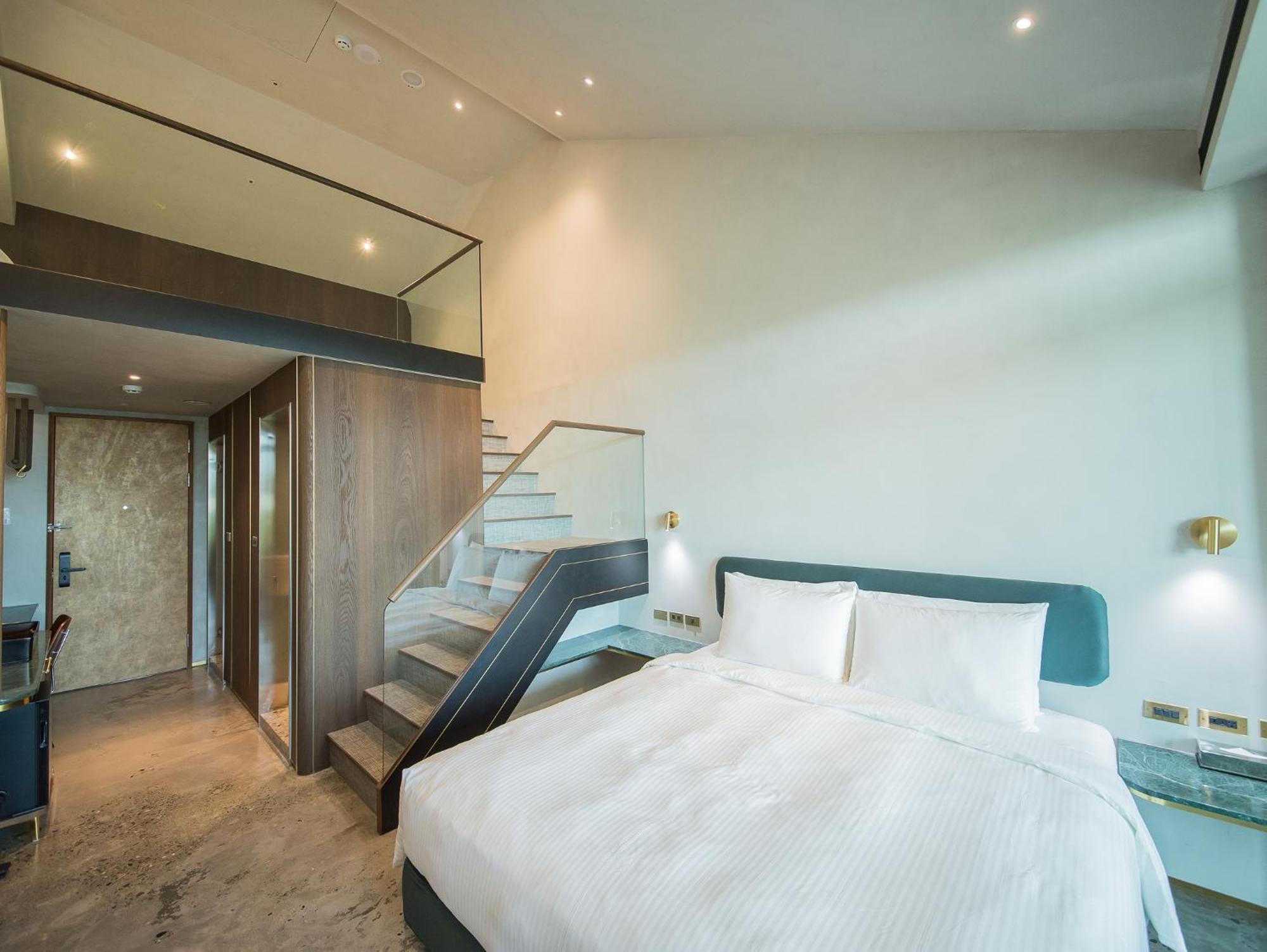 Papoa Harbor Hotel 高雄市 エクステリア 写真