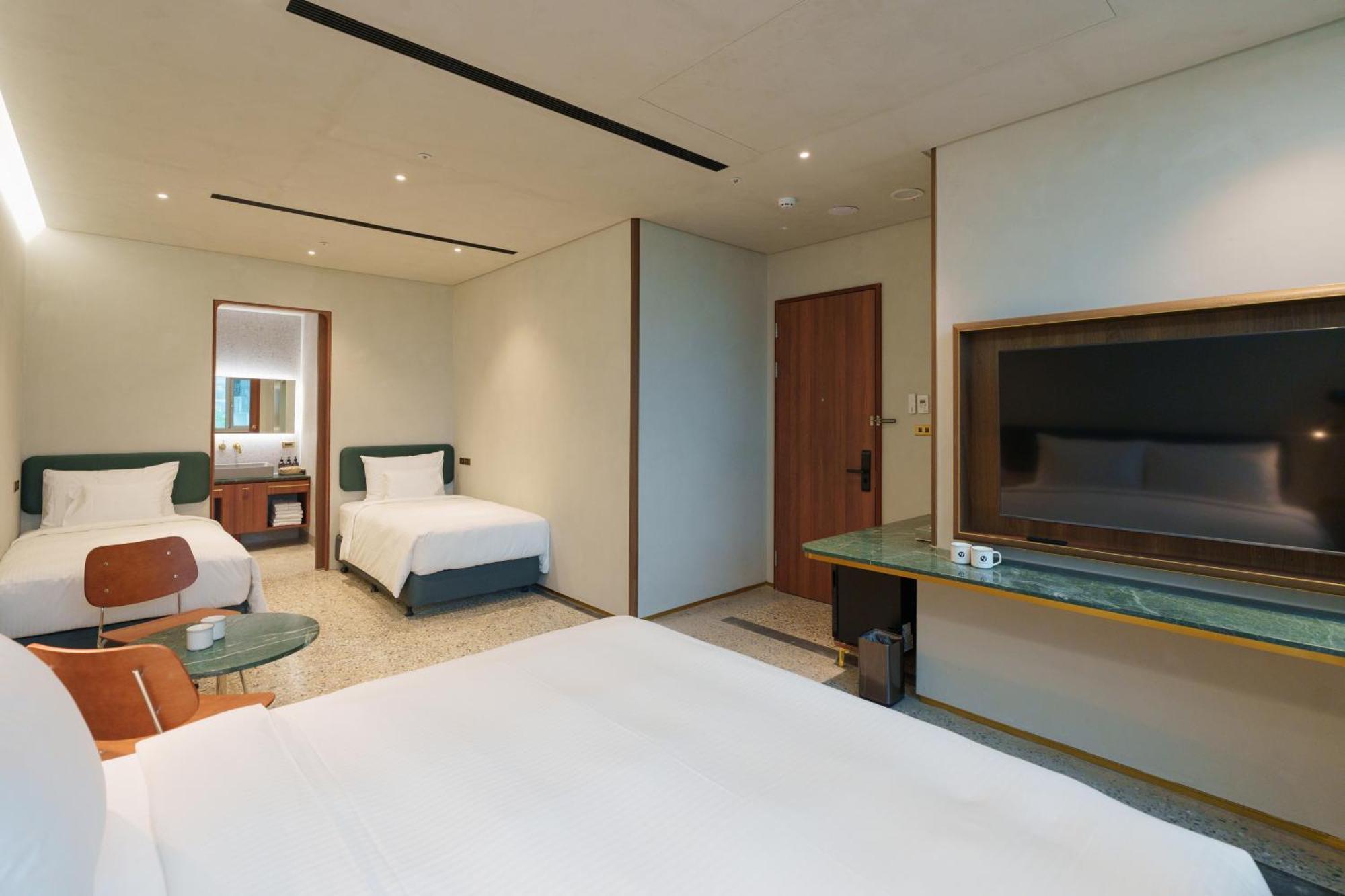 Papoa Harbor Hotel 高雄市 エクステリア 写真