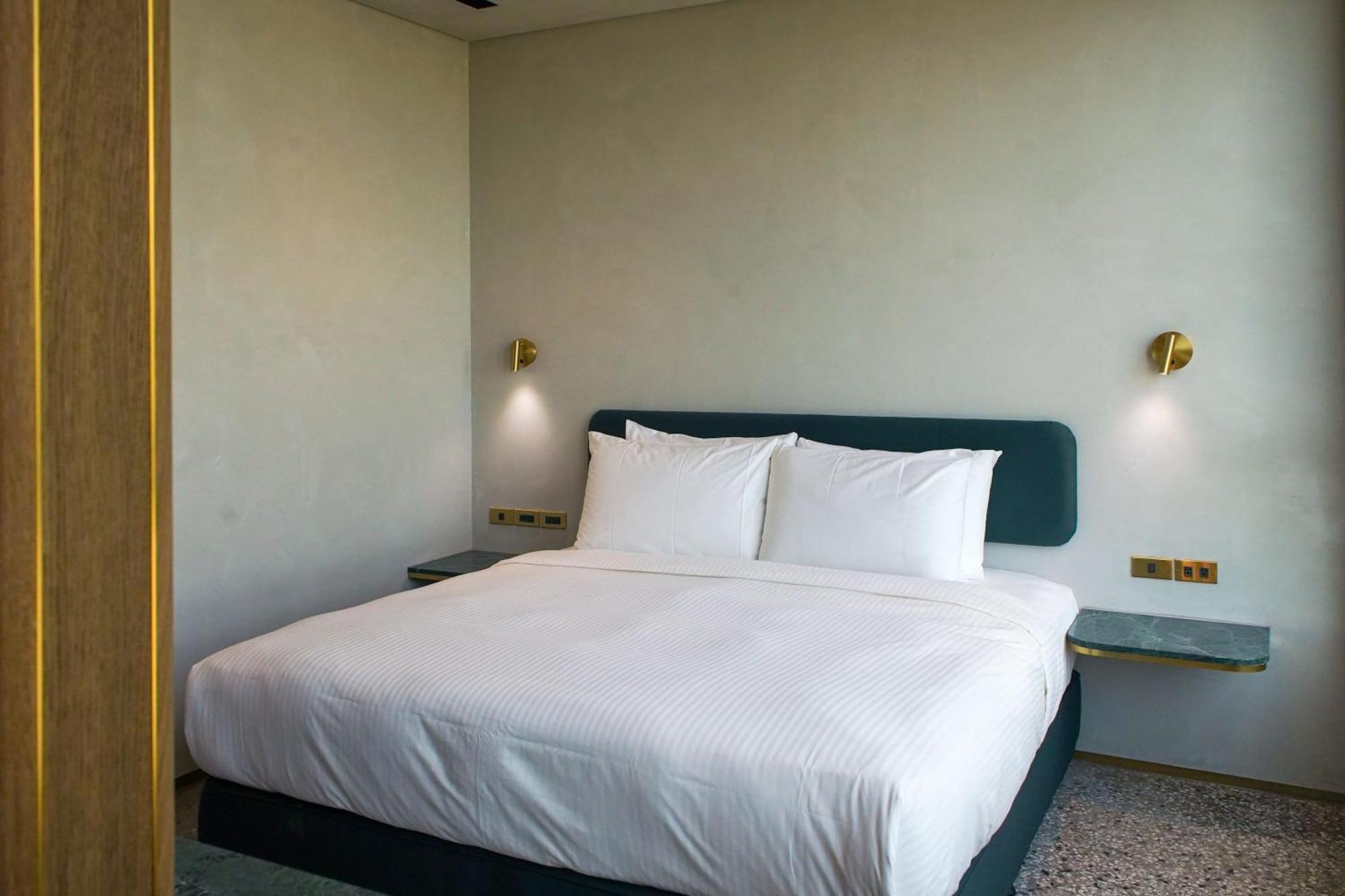 Papoa Harbor Hotel 高雄市 エクステリア 写真
