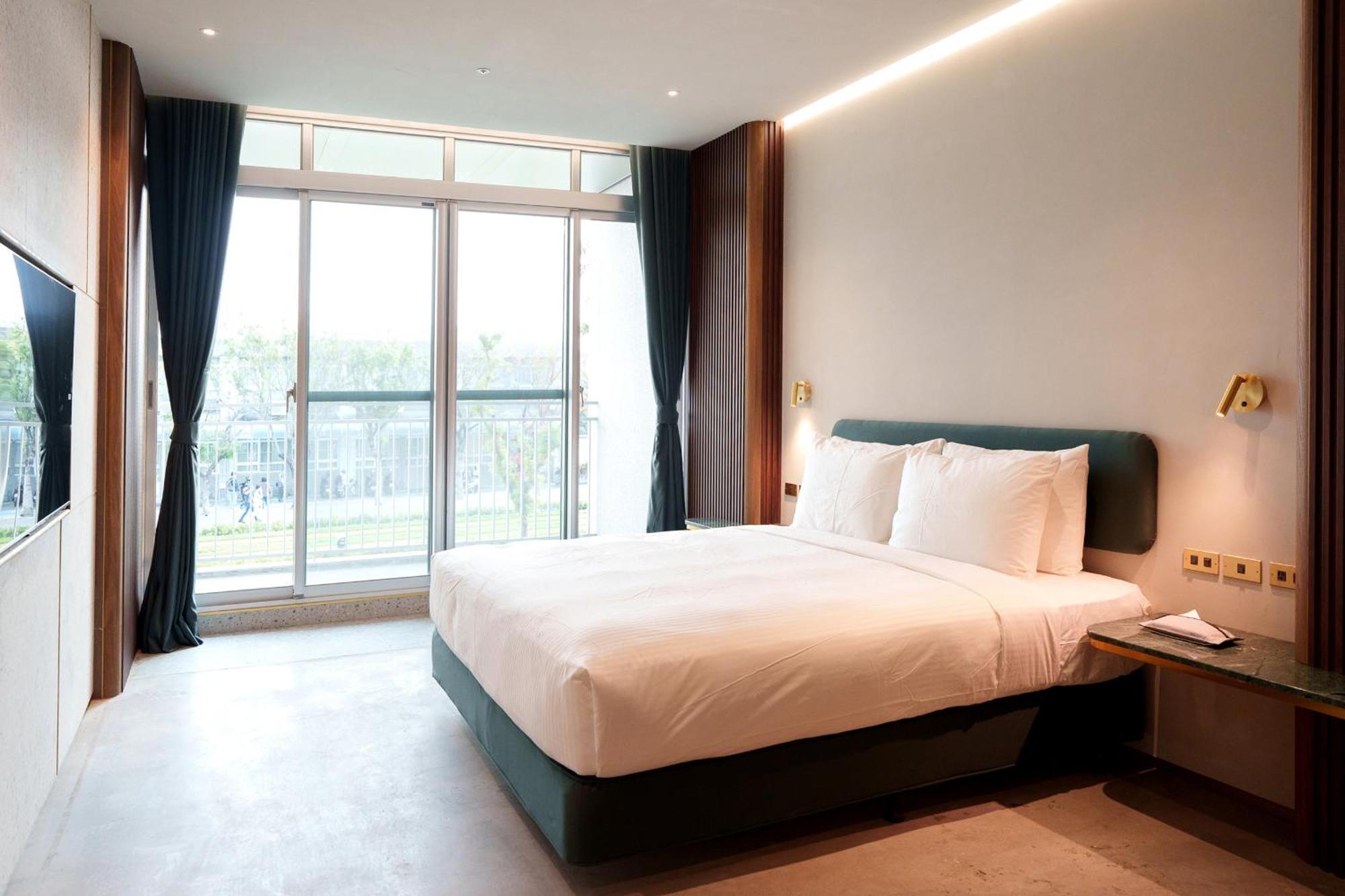 Papoa Harbor Hotel 高雄市 エクステリア 写真