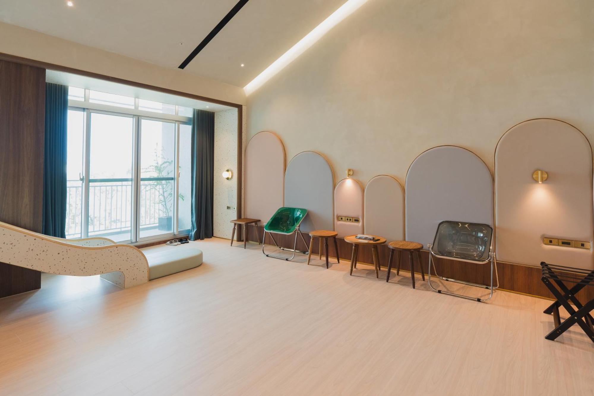 Papoa Harbor Hotel 高雄市 エクステリア 写真