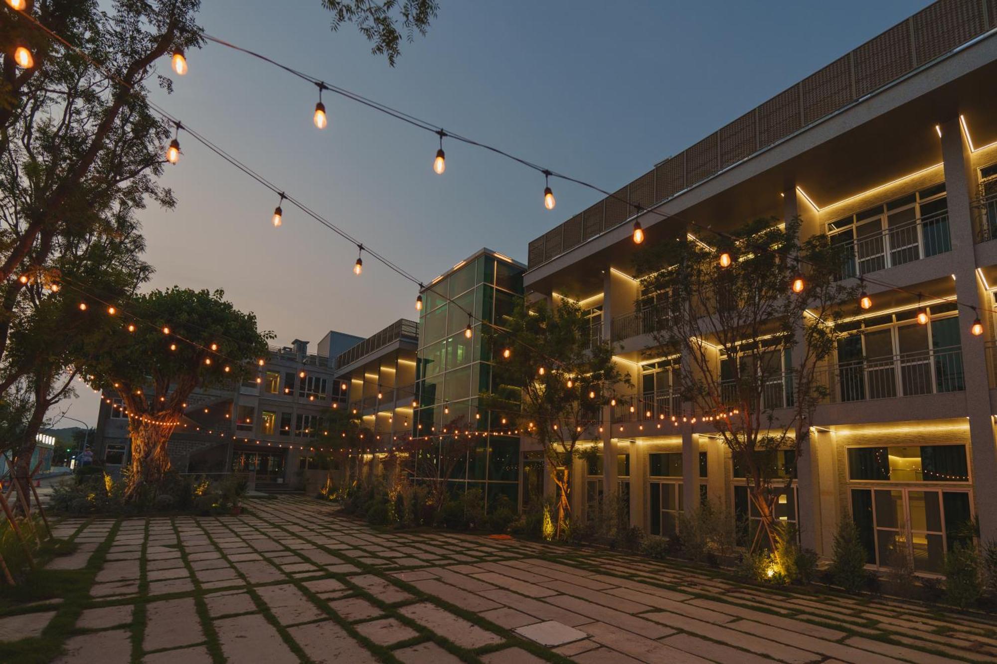 Papoa Harbor Hotel 高雄市 エクステリア 写真